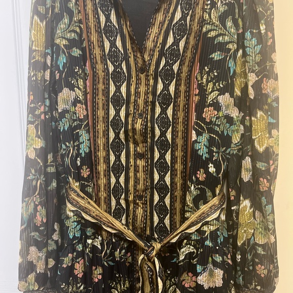 Flying Tomato Black Floral Midi Dress - Picture 2 of 4